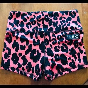Fleo Coral Leopard Hi Rise size M